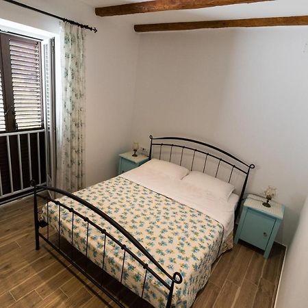 Apartman Hrabric 2 Njivice Ngoại thất bức ảnh